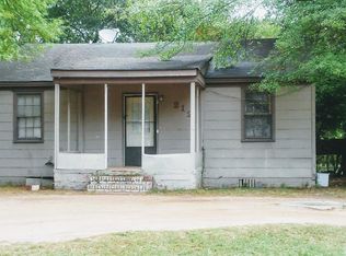 212 Meadowdale Dr, Warner Robins, GA 31088