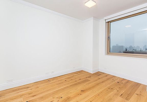 4th image of 201 E 86th St APT 18F