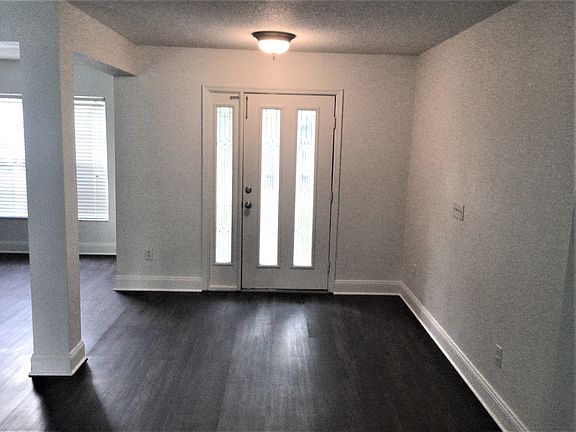 2nd image of 942 Woodson Hammock Cir