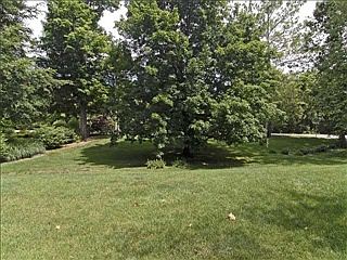 2nd image of 11060 Beechwood Dr W