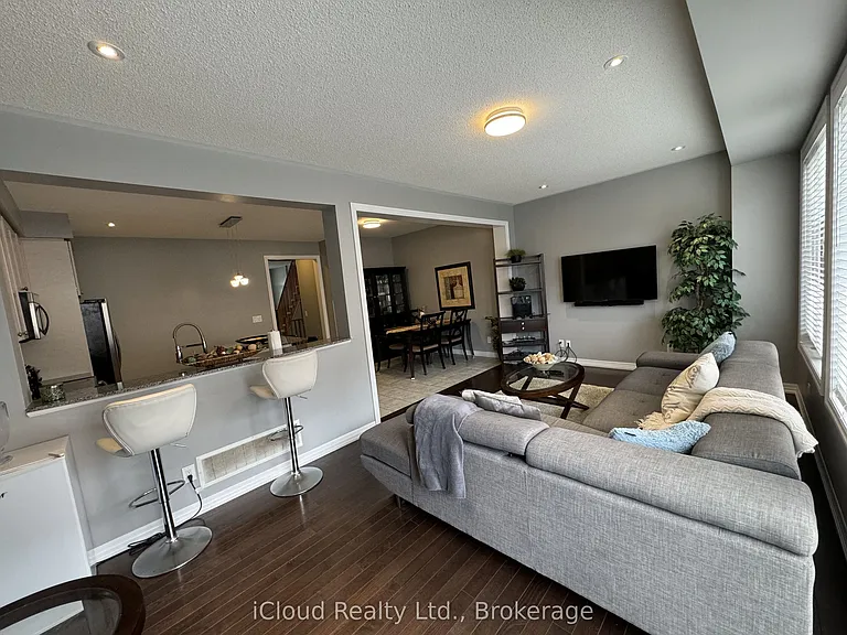 140 Duncan Ln — Photo 10