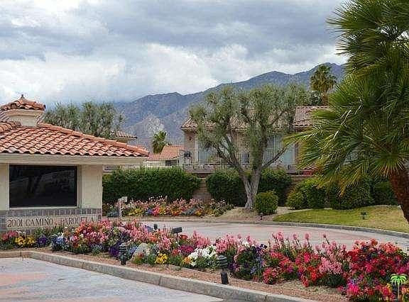 2nd image of 2001 Camino Parocela #N100
