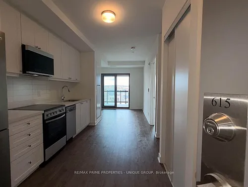 51 Clarington Blvd Photo 1