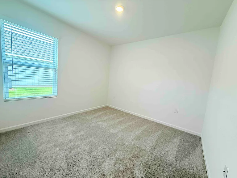 19382 Ghost Horse Dr — Photo 3