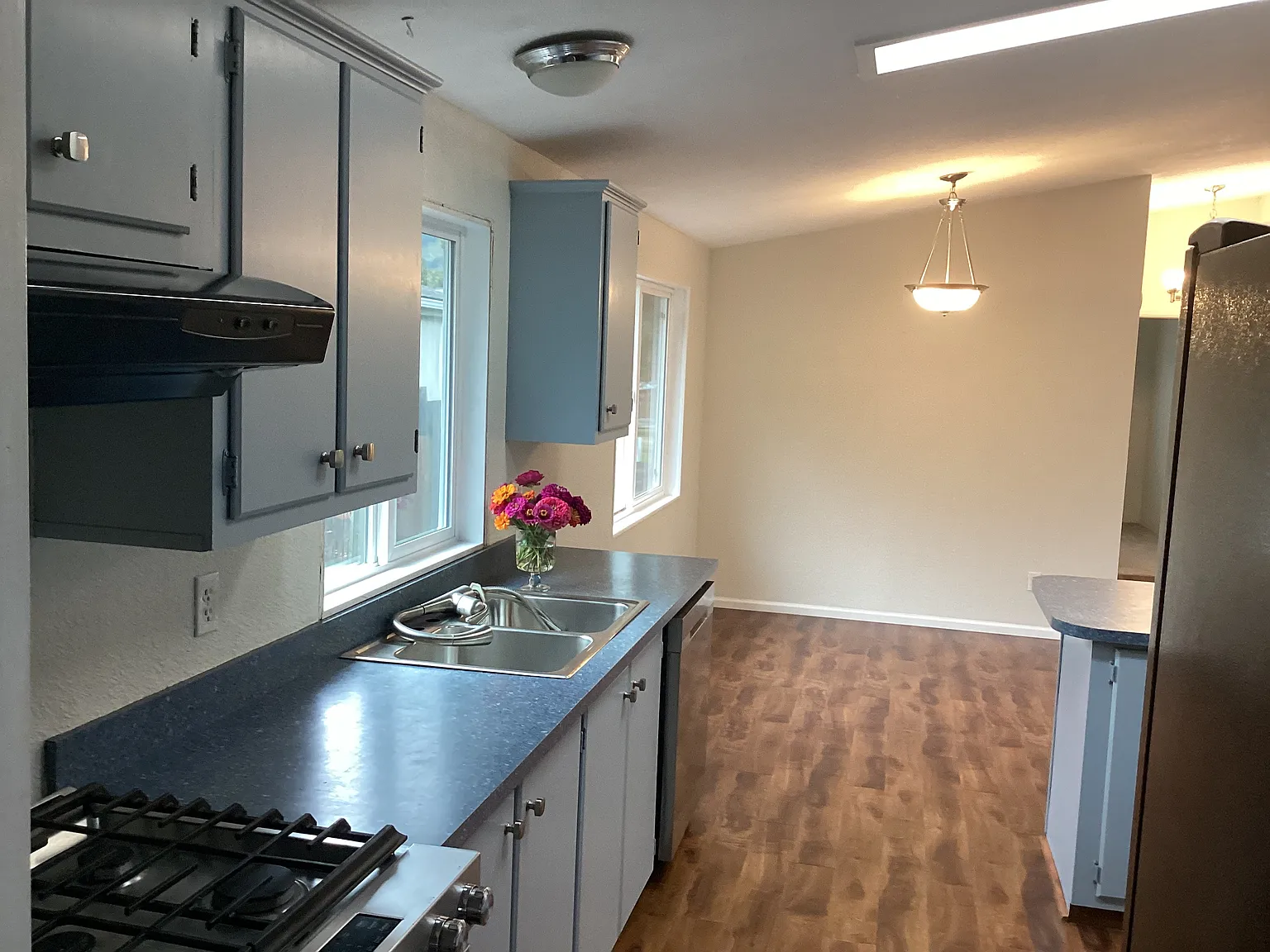 404 W Franklin St — Photo 4