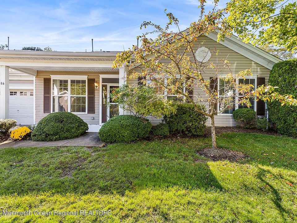 1st image of 86 Greenlawns Drive