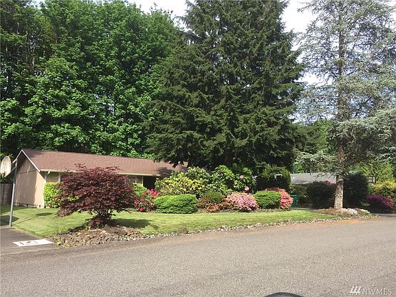 2nd image of 2257 Lakemoor Dr SW