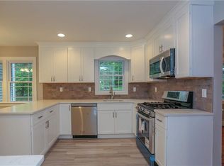 32 Gregg Ct, Tappan, NY 10983