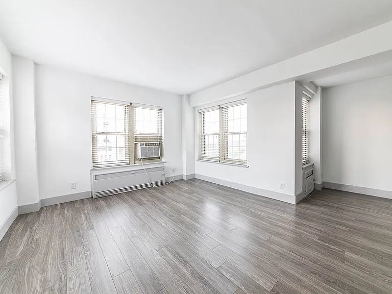 Dining/Living room