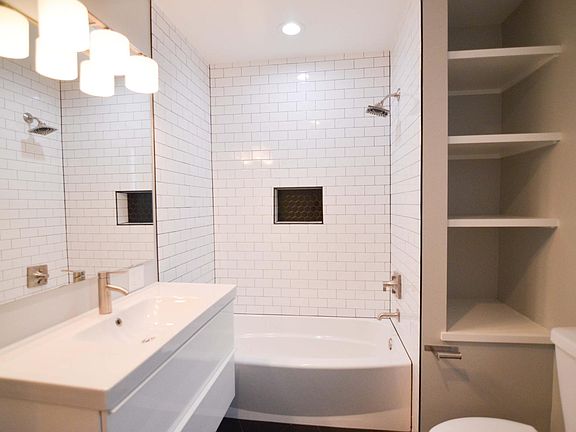 2nd image of 2957 W Belden Ave #2R