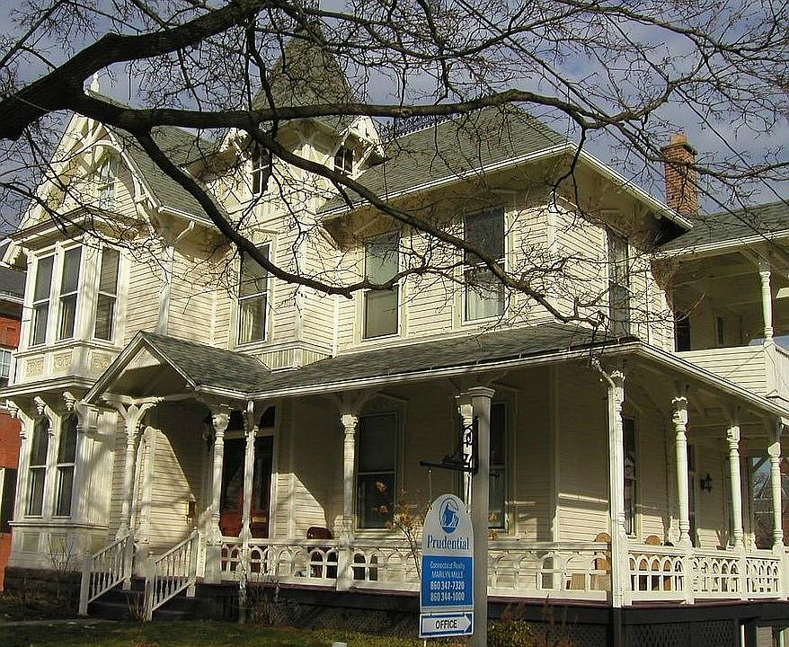 2004, side view