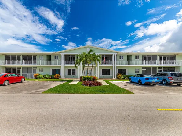 2100 NE 38th Street #216, Lighthouse Point, FL 33064