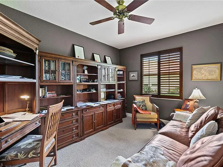 4924 Sedgewood Ln — Photo 16