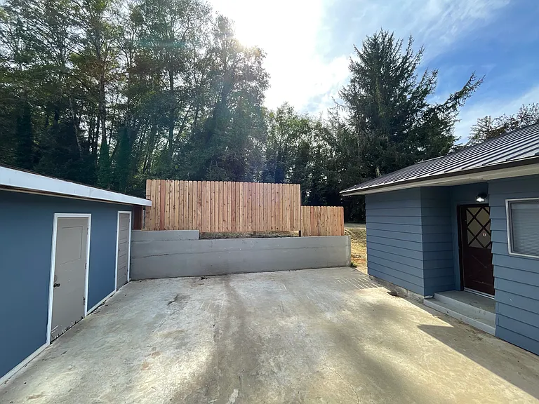 Shady Ln — Photo 16