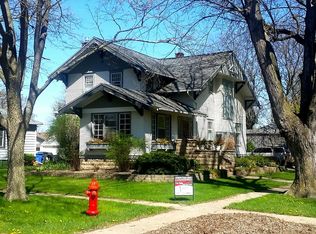307 2nd Ave NE, Sioux Center, IA 51250