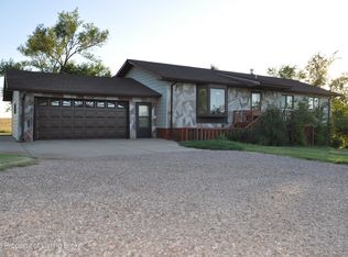 411 W Main St, Lemmon, SD 57638