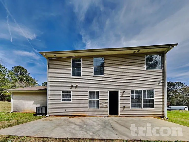 2277 Kilgore Ln — Photo 18