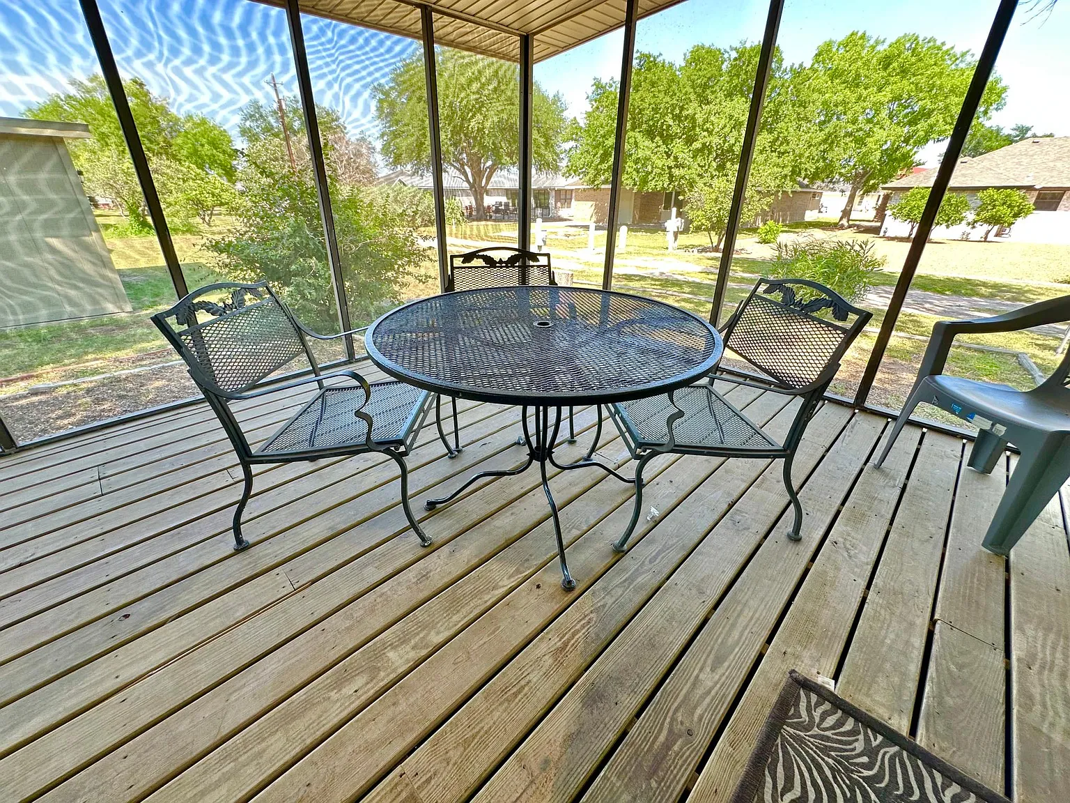 924 Citrus Dr — Photo 4