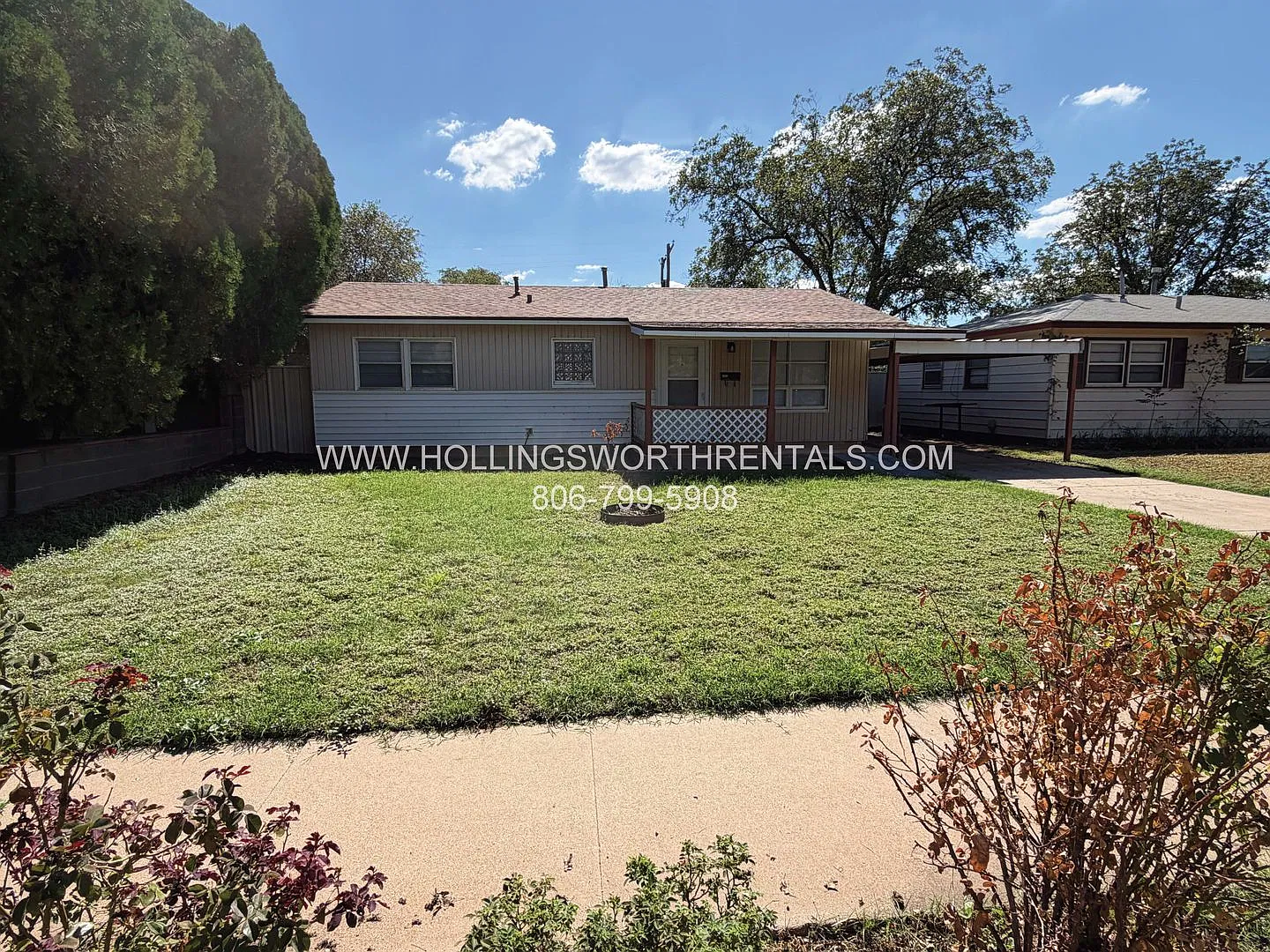 3 Bedroom, 1 bath House centrally located — Photo 1