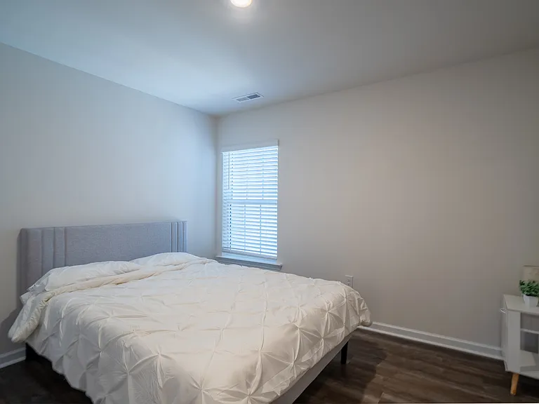 5011 Jayden Dr — Photo 20