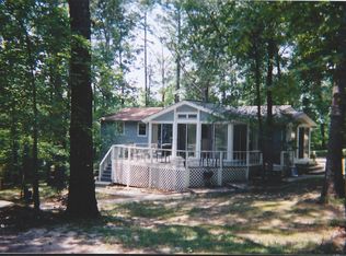 5710 Hillview Dr, Oxford, GA 30054