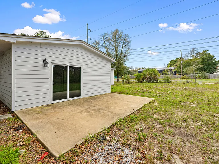 200 Spencer Dr — Photo 42