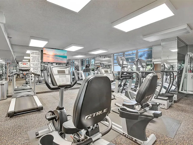 3500 Mystic Pointe Dr #1206 — Photo 45