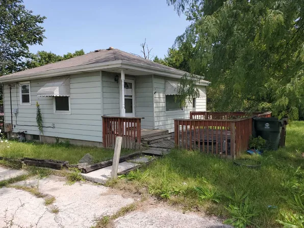924 E Glenwood Dyer Rd, Glenwood, IL 60425