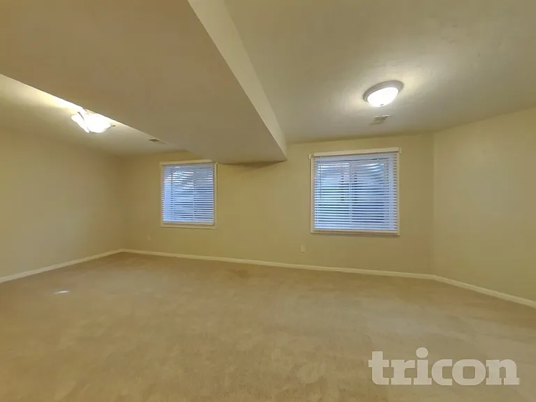 106 N 49th Avenue Ct — Photo 18
