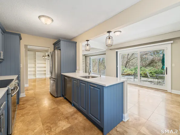 36 Heritage Circle #B, Southbury, CT 06488