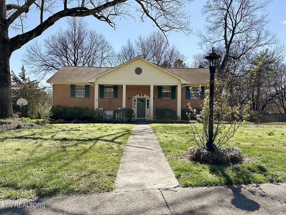 1st image of 234 W Heritage Dr