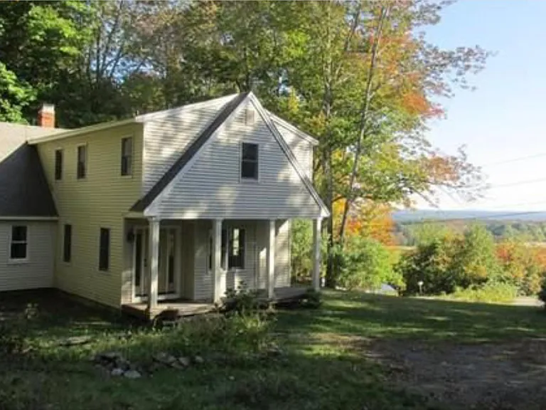 190 Washburn Rd — Photo 1