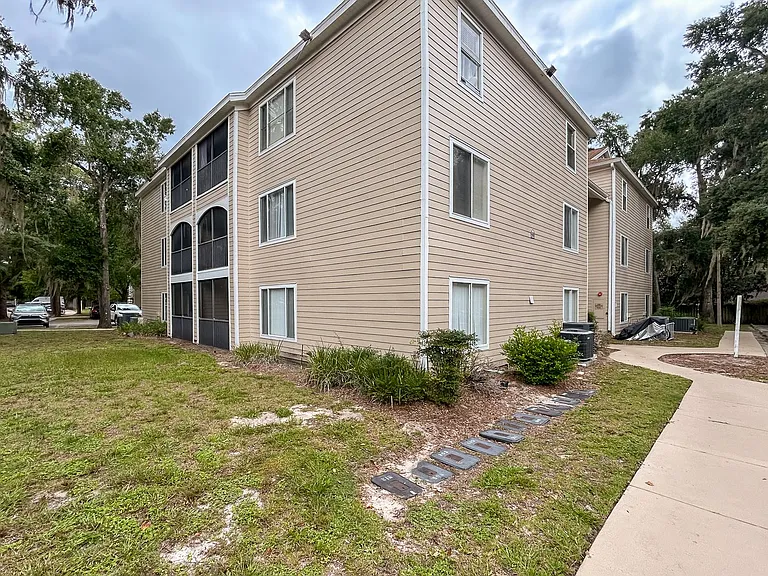 3800 SW 20th Ave #511B — Photo 2