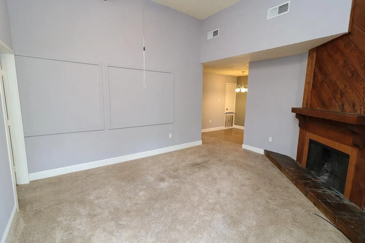 2 bed, 730 sqft, $1,100 — Photo 1