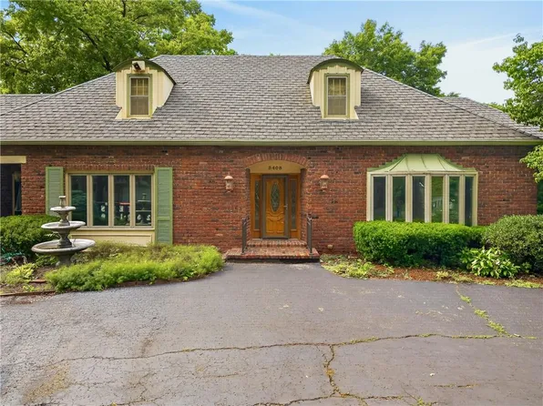 3408 Shady Bend Dr, Independence, MO 64052