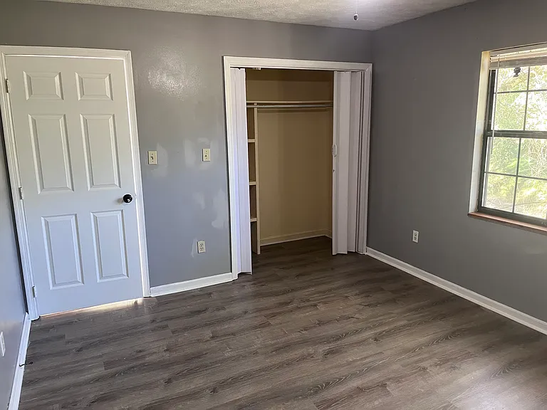 106 Jersey Dr — Photo 17