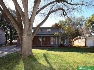 9711 Ohio St, Omaha, NE 68134