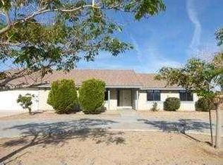 12644 Algonquin Rd, Apple Valley, CA 92308