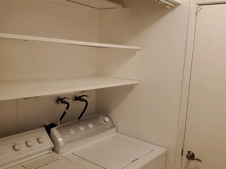 2540 Clairemont Dr #101 — Photo 34