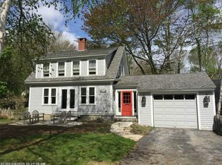 3 Highland Ave, Camden, ME 04843