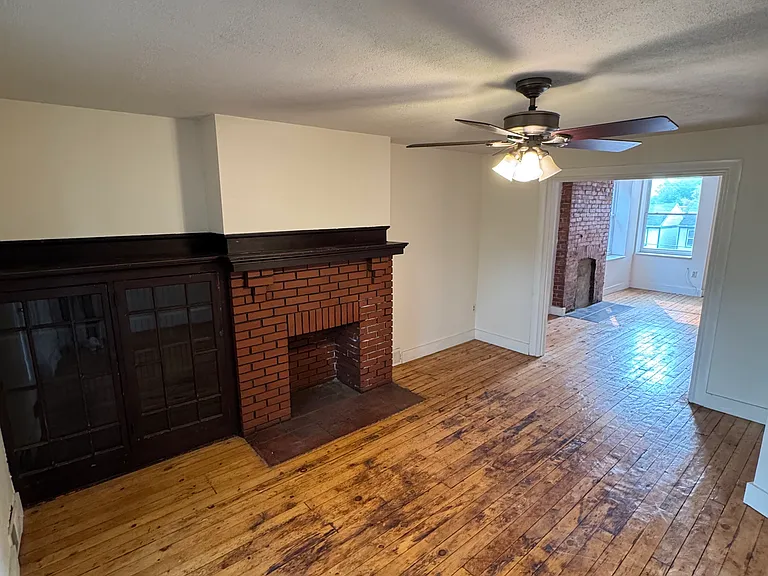 709 N Saint Clair St #2 — Photo 3