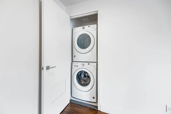 Rented by 843 Lexington Holdings LLC | media 12