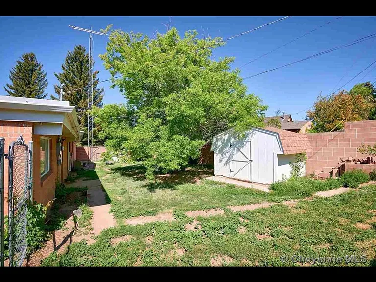 3100 Douglas St — Photo 14