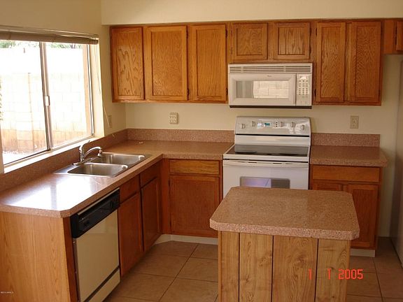 3rd image of 4339 E Vaughn Dr