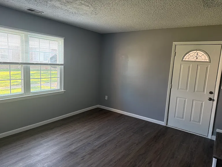 2925 Bridgewalk St — Photo 18