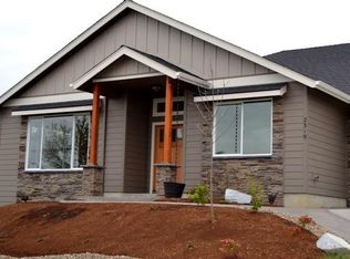 2319 Robertson Crst, Grants Pass, OR