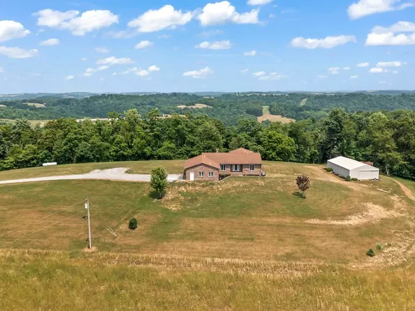 557 Phillips Ridge Rd, Waynesburg, PA 15370
