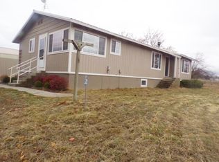 3305 W Hamilton Rd, Deer Park, WA 99006