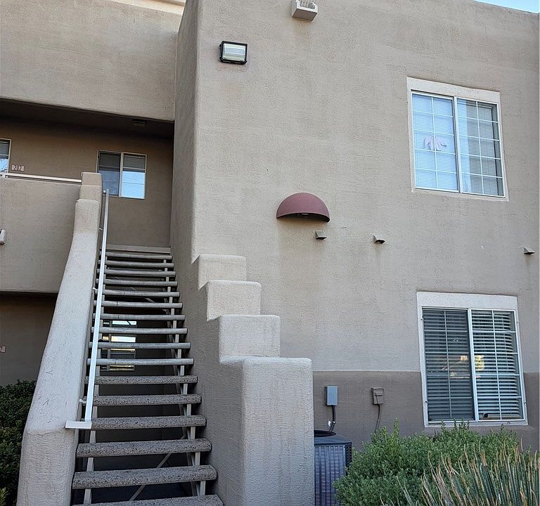 1st image of 1909 High Valley Ct Unit 203