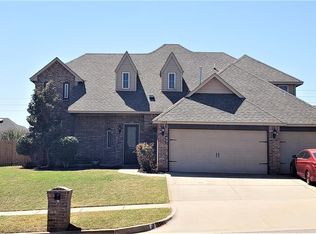 1704 NW 194th Cir, Edmond, OK 73012
